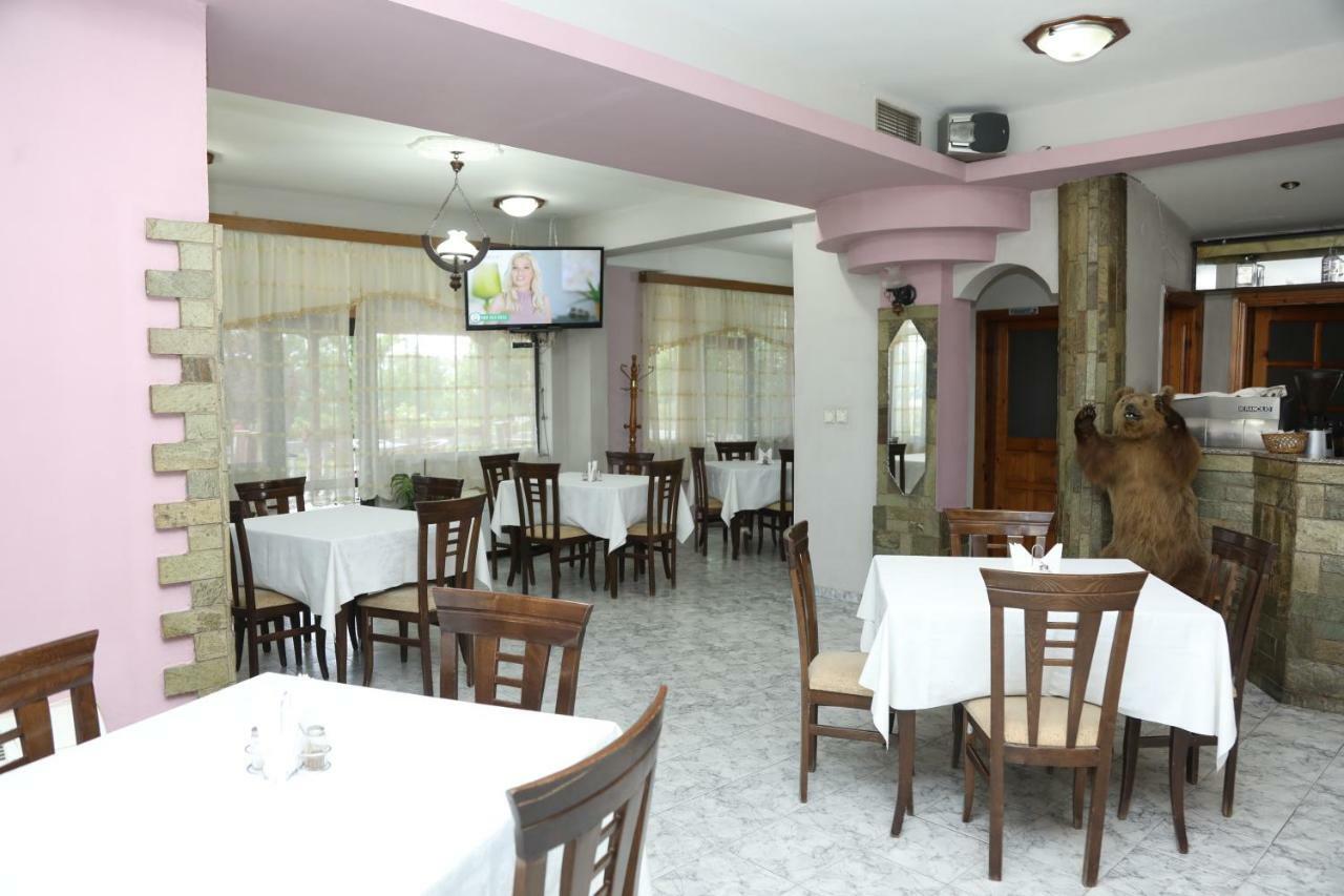 Hotel Villa Kabashi كورتشي المظهر الخارجي الصورة
